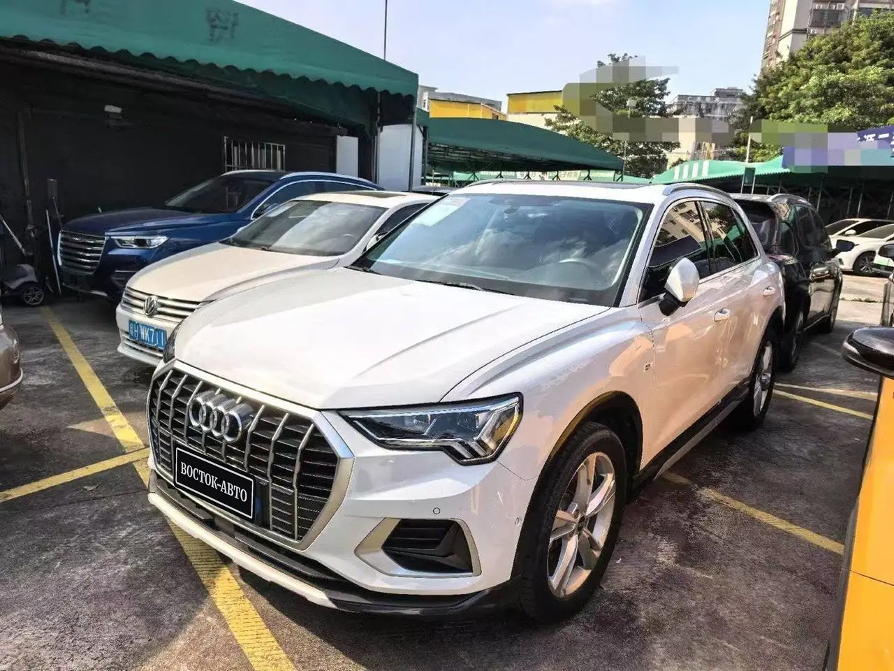 Audi Q3 35 TFSI, фото 1