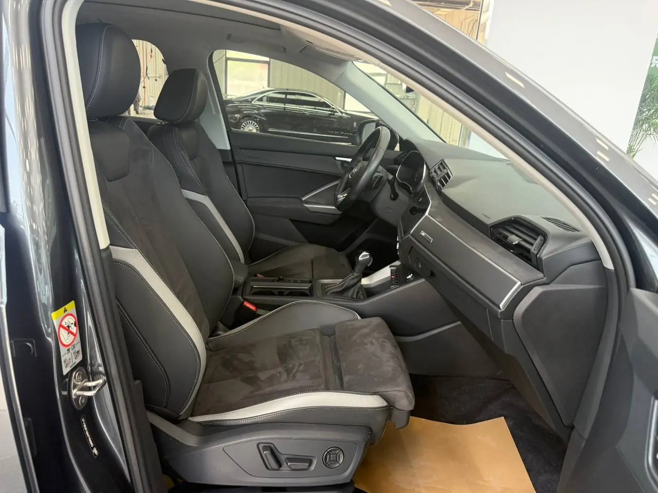 Audi Q3 35 TFSI, фото 12