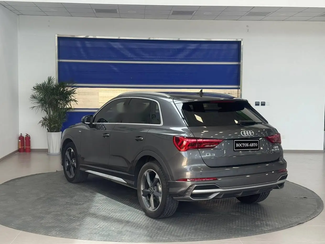 Audi Q3 35 TFSI, фото 4