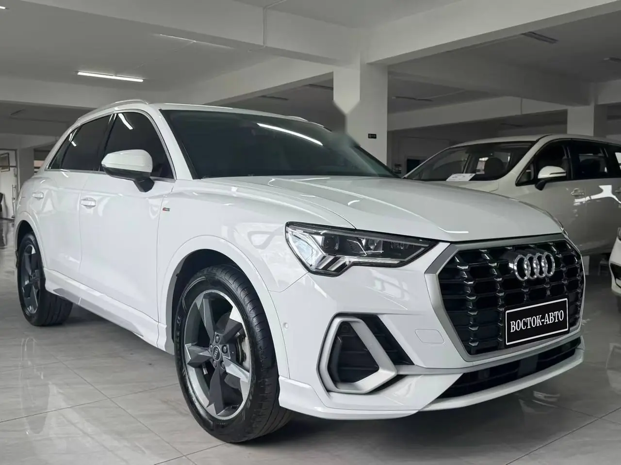 Audi Q3 35 TFSI, фото 3
