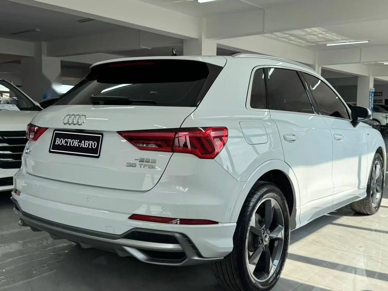 Audi Q3 35 TFSI, фото 6