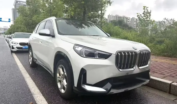 BMW X1 sDrive20Li 1.5T