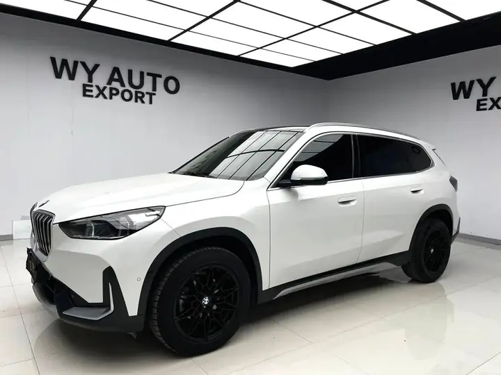 BMW X1 sDrive20Li 1.5T