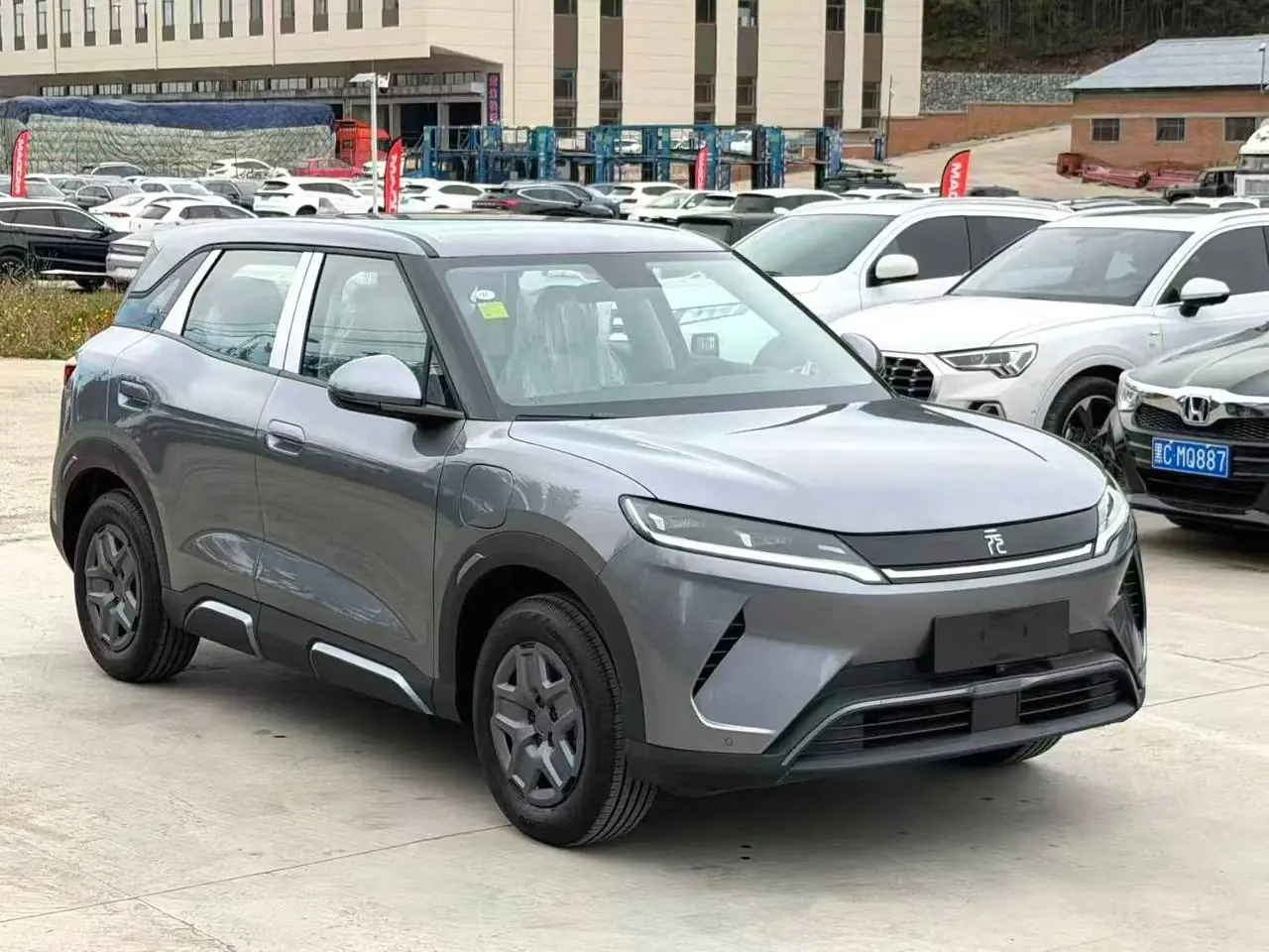 BYD Yuan UP 301 км, фото 1