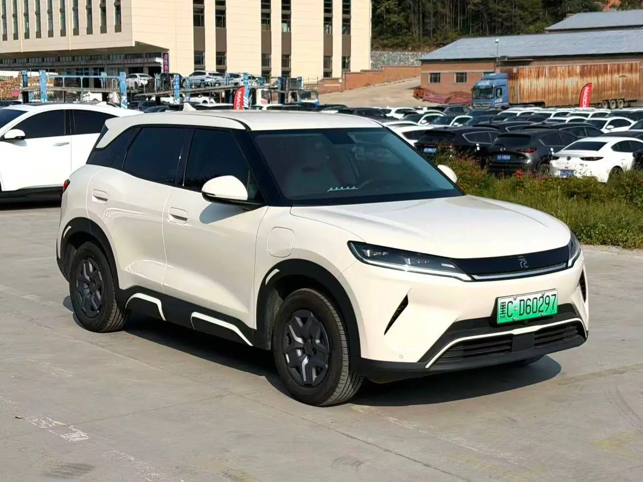 BYD Yuan UP 301 км, фото 2
