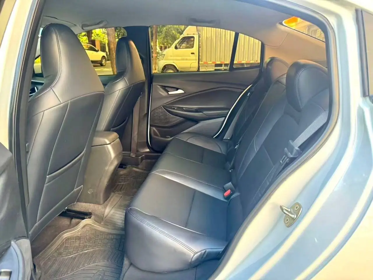 Chevrolet Onix 1.0T AT, фото 9