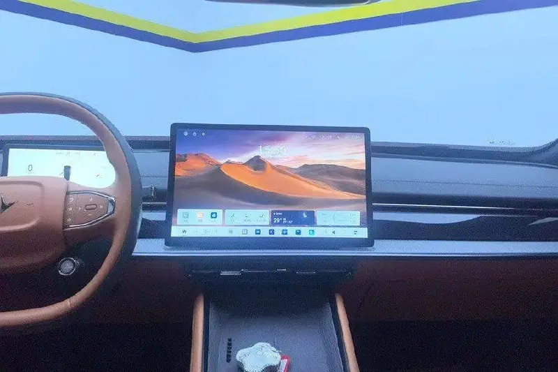Dongfeng eπ007 EREV 200, фото 6