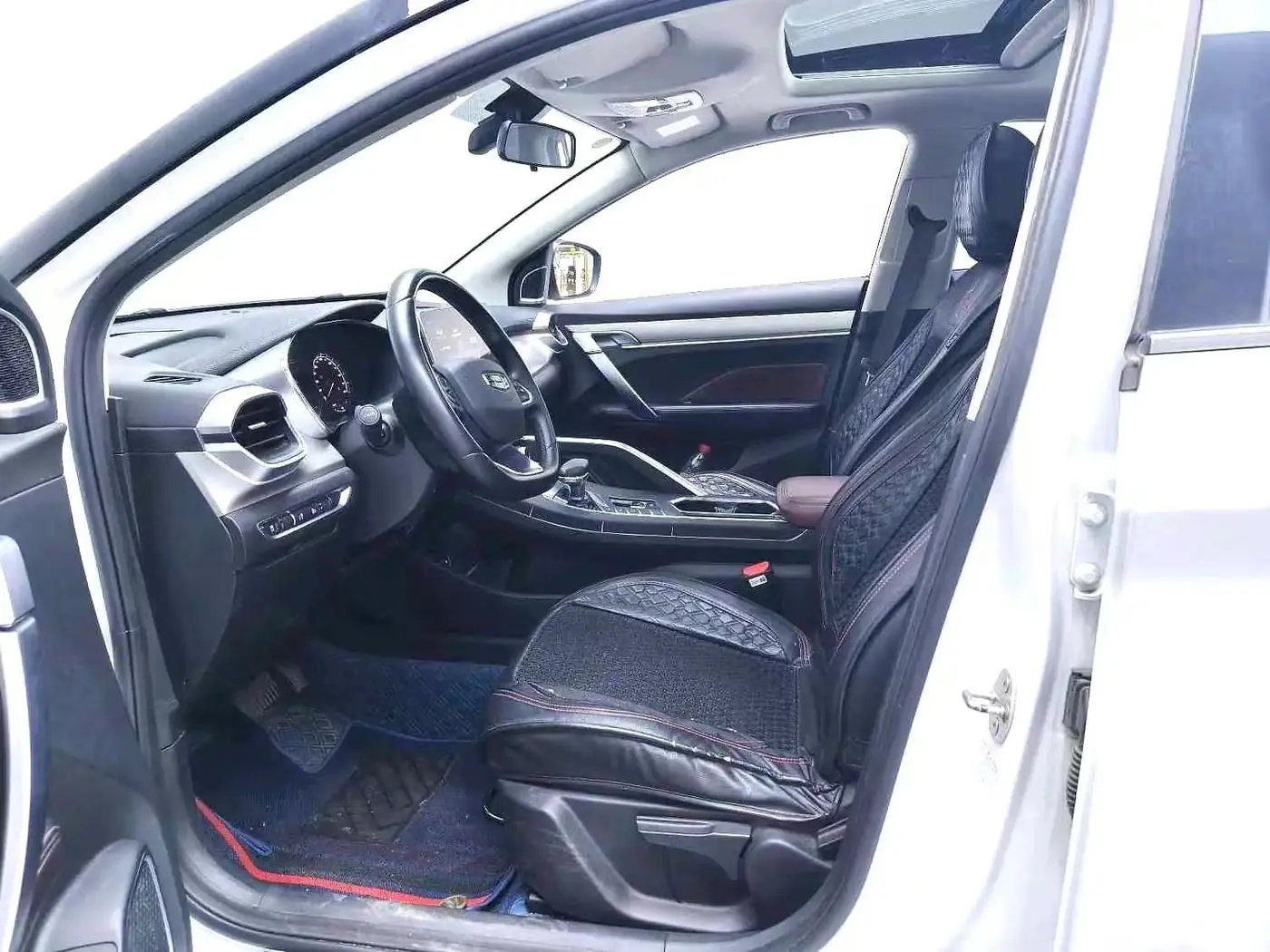 Geely Coolray 1.4T DCT, фото 2