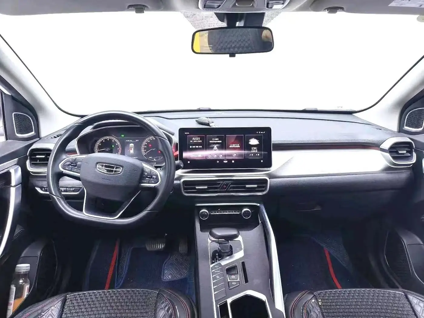 Geely Coolray 1.4T DCT, фото 4