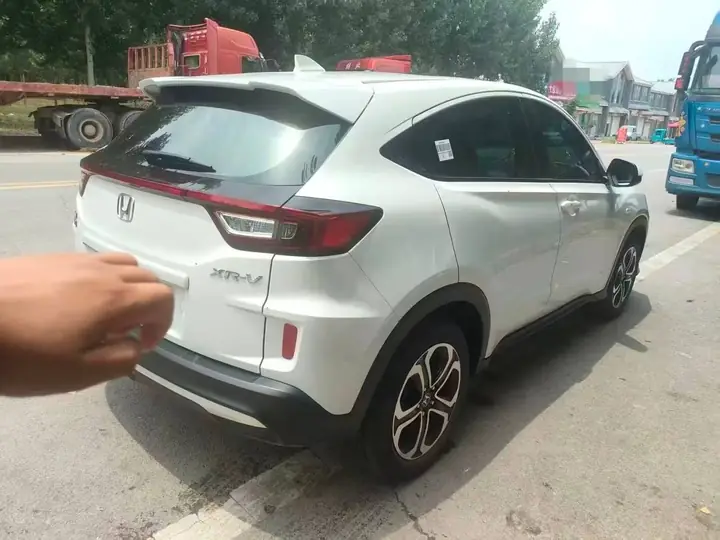 Honda XR-V 1.5 CVT Obsidian