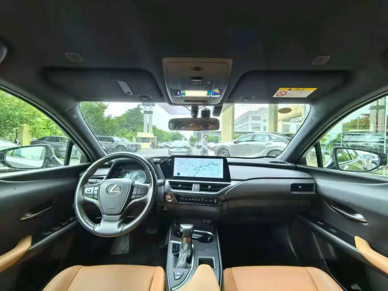 Lexus UX260h 2.0 Hybrid, фото 5