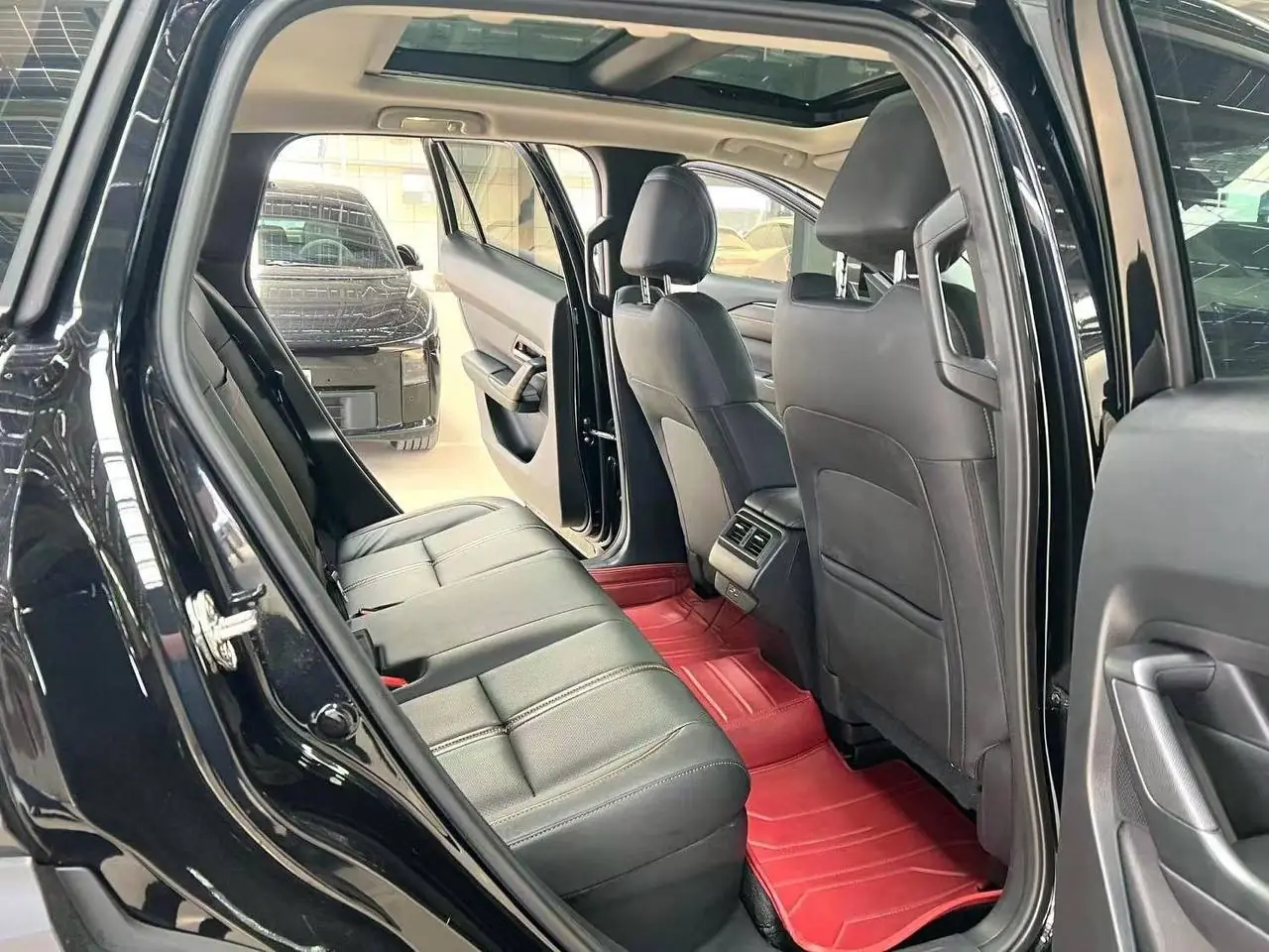 Mazda CX-50 2.0 AT, фото 8