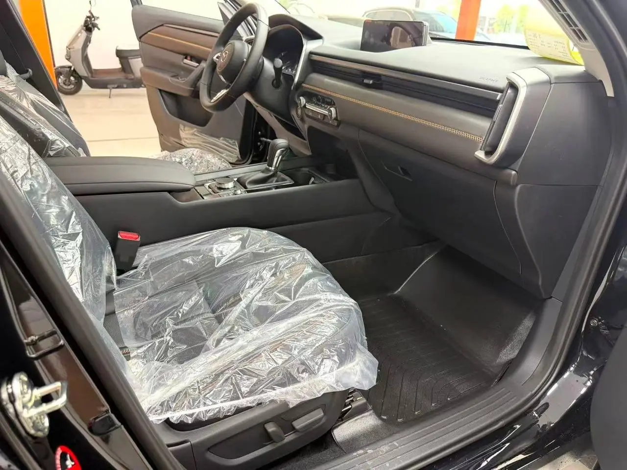Mazda CX-50 2.0 AT, фото 10