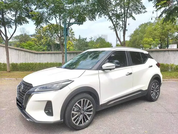 Nissan Kicks 1.5 XV Deluxe