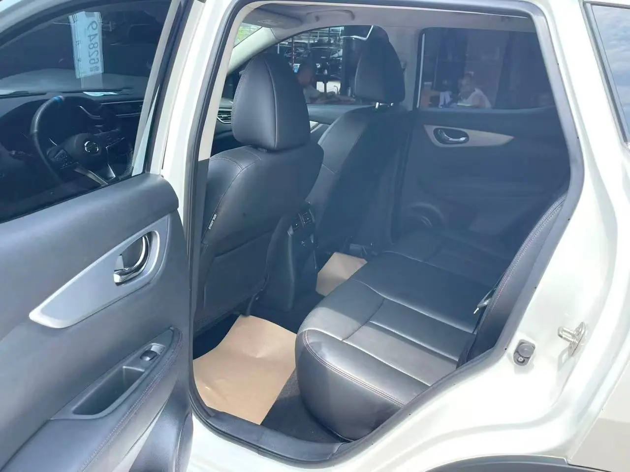 Nissan Qashqai 2.0, фото 5