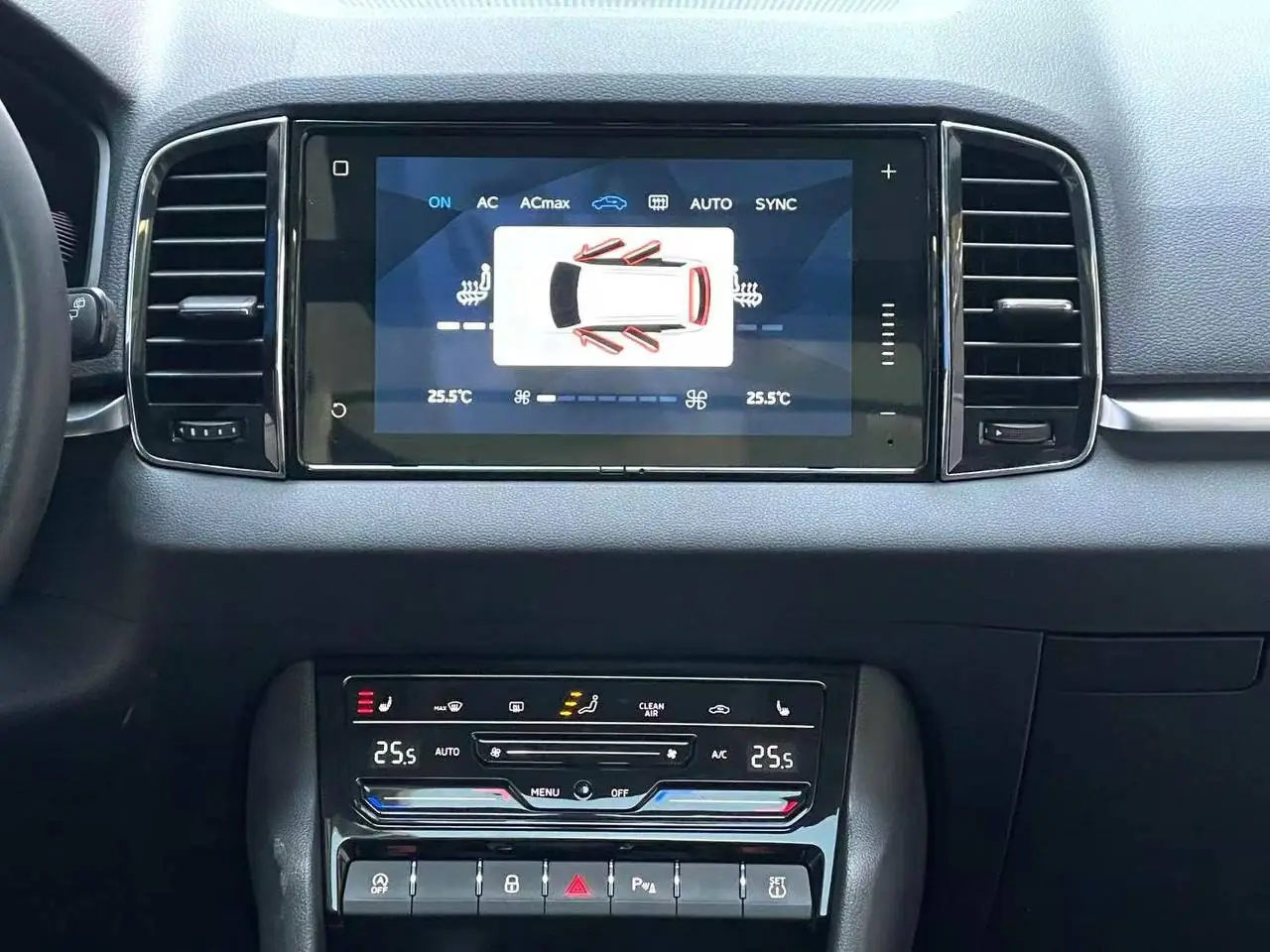 Skoda Karoq 1.4 TSI DSG, фото 11
