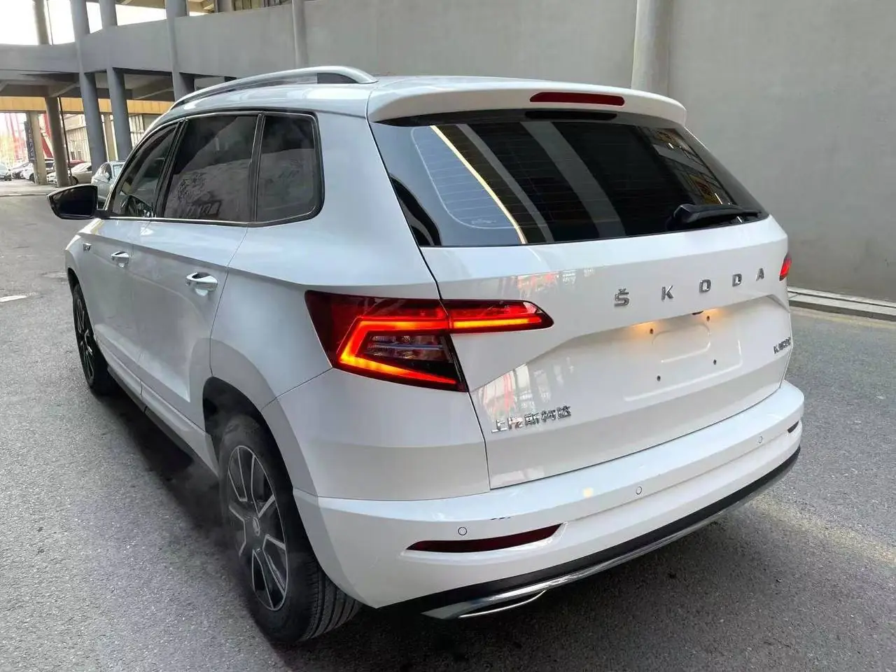 Skoda Karoq 1.4 TSI DSG, фото 6