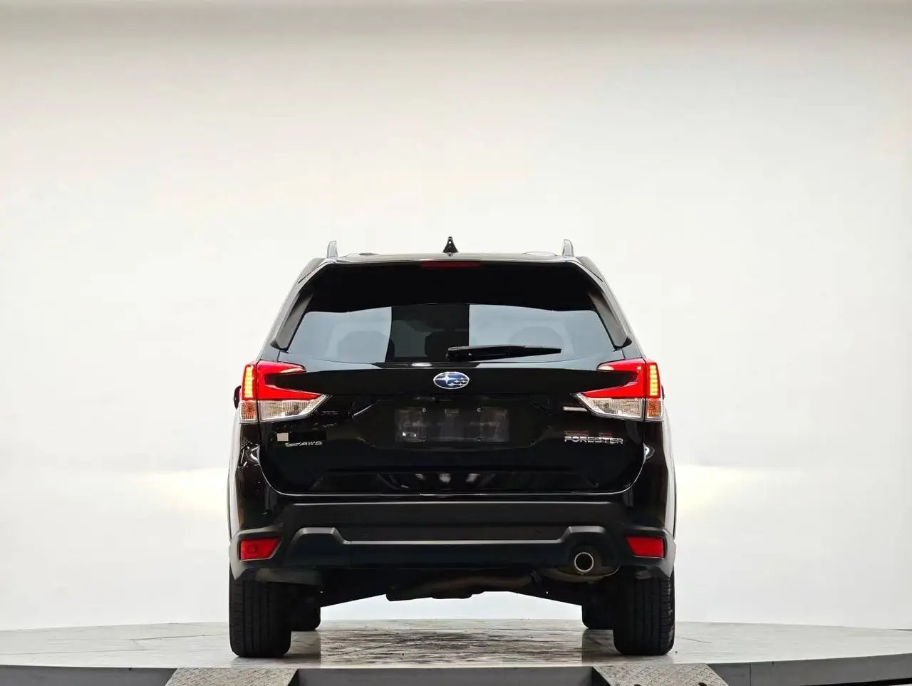 Subaru Forester 2.0i AWD, фото 7