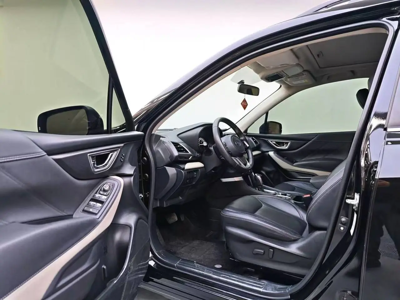 Subaru Forester 2.0i AWD, фото 9