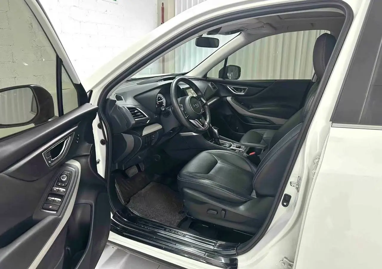 Subaru Forester 2.0i AWD, фото 5