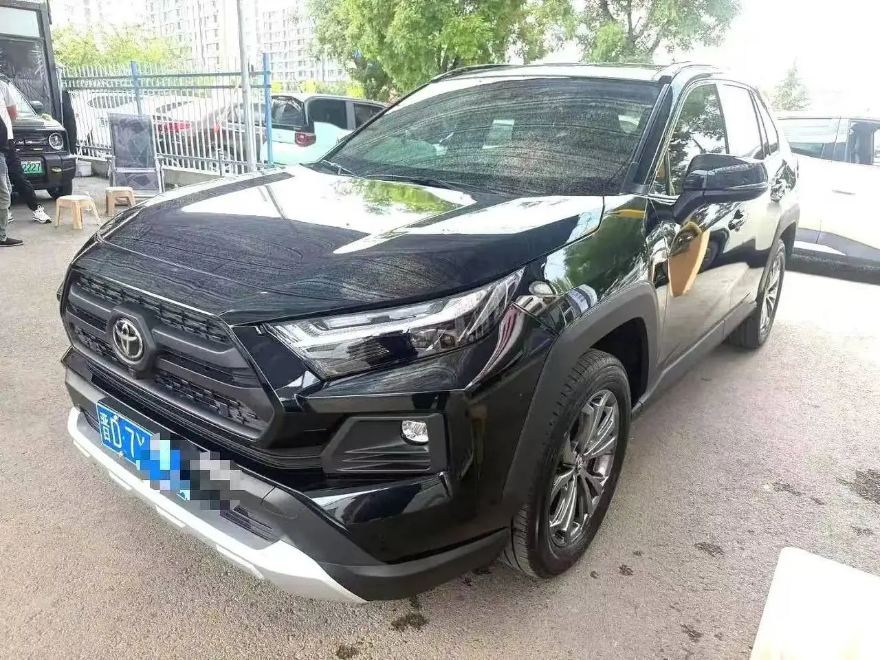 Toyota RAV4 2.0, фото 1