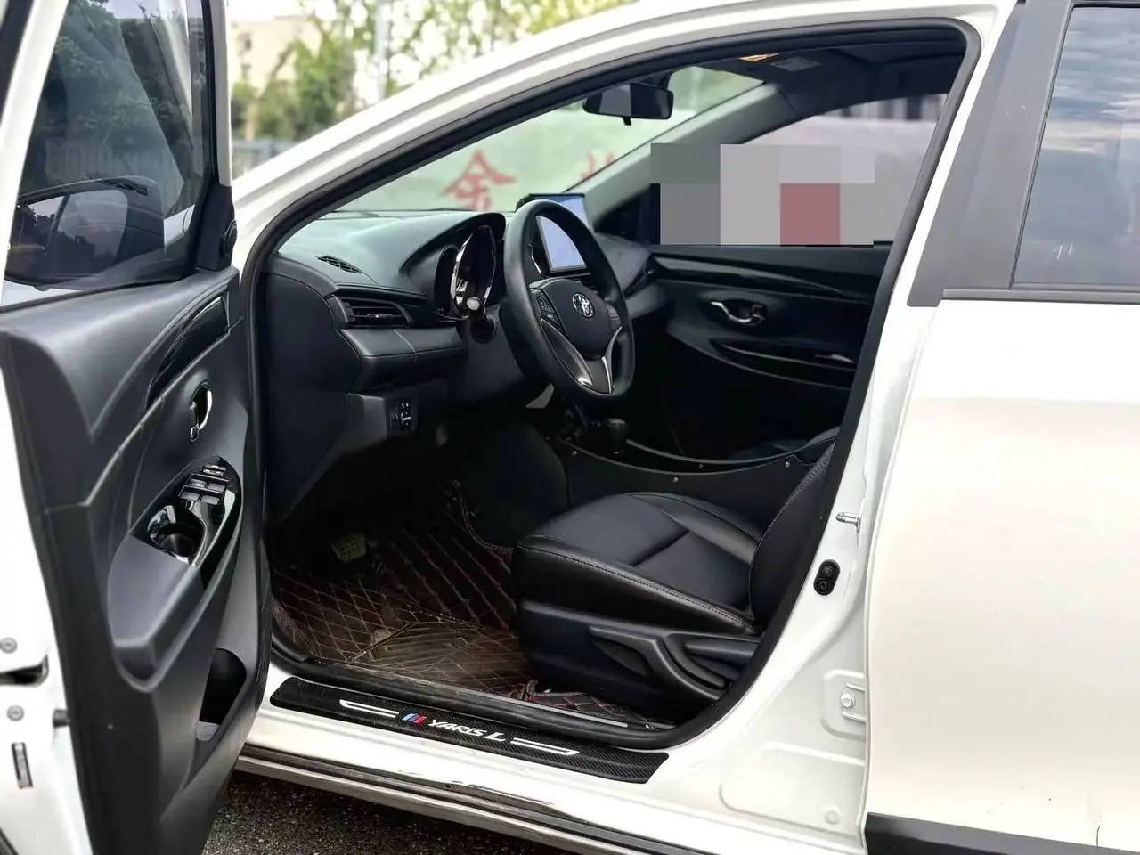 Toyota Yaris L 1.5, фото 5