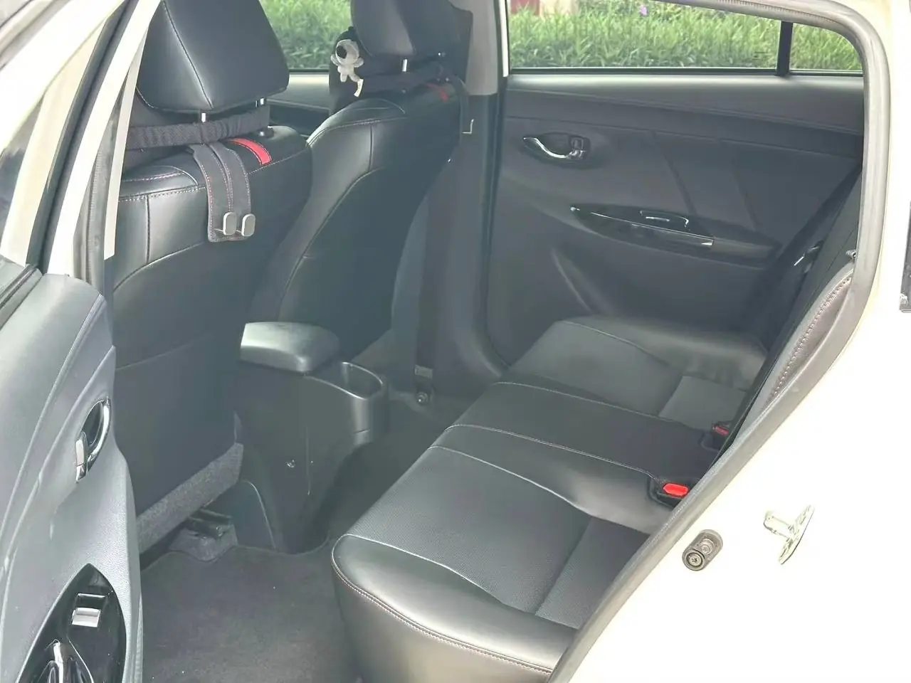 Toyota Yaris L 1.5 CVT Luxury PLUS, фото 9