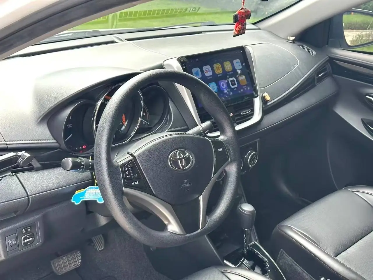 Toyota Yaris L X 1.5 CVT, фото 6
