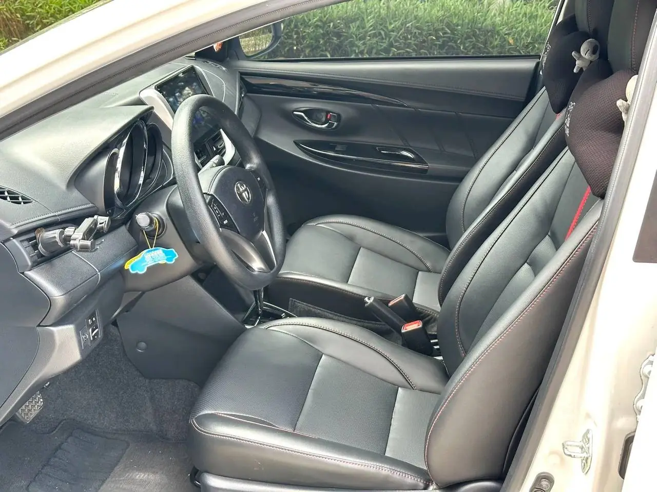 Toyota Yaris L X 1.5 CVT, фото 7