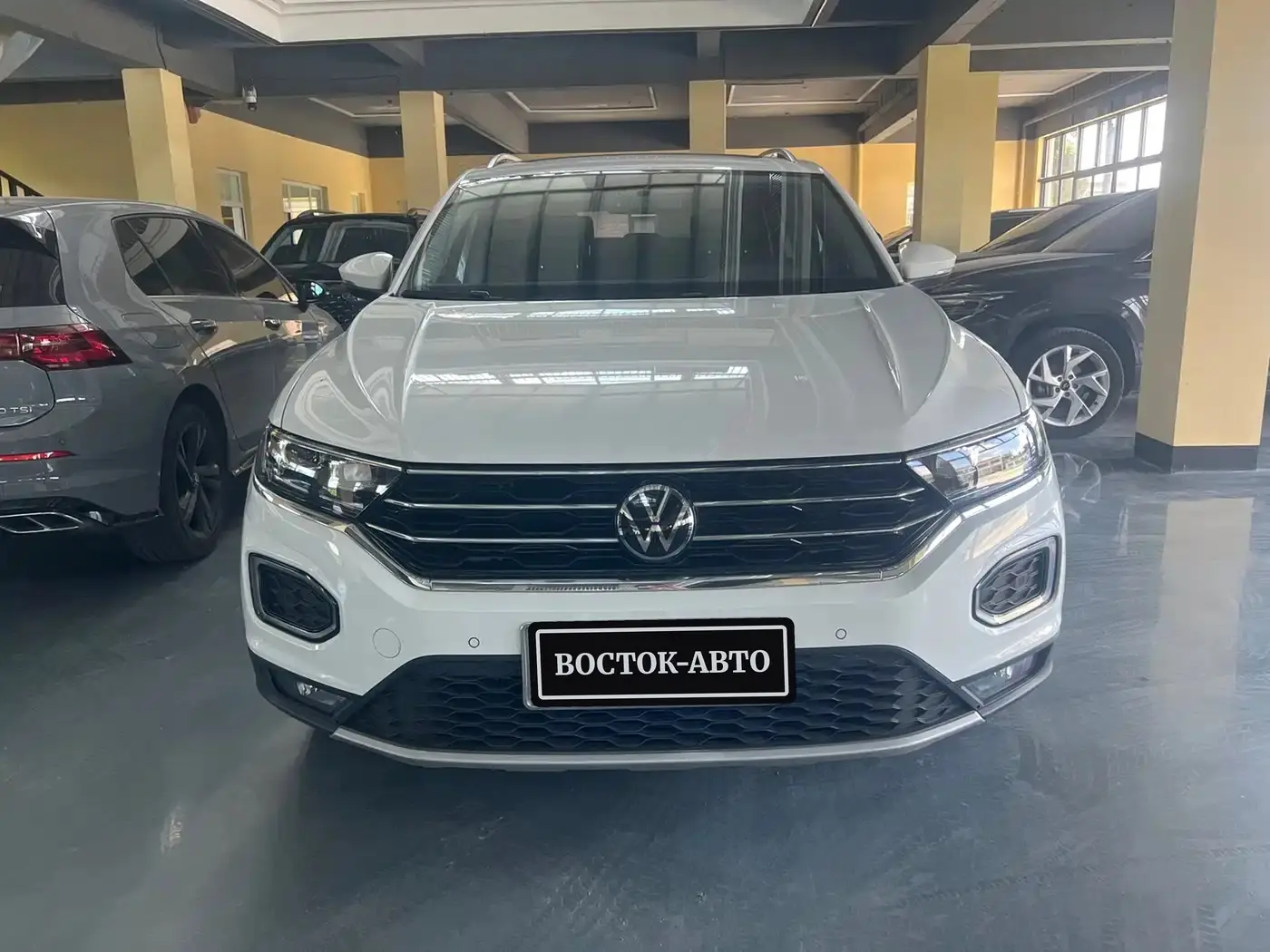 Volkswagen T-ROC 1.4T, фото 3