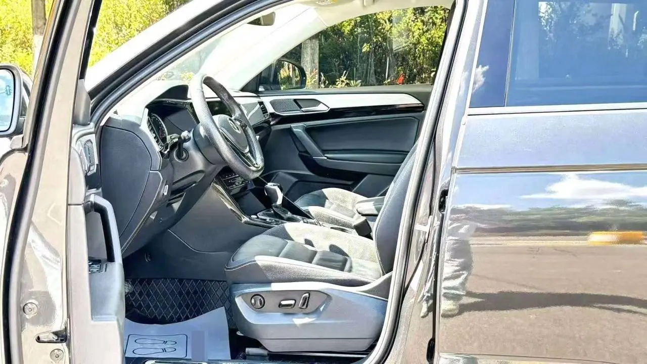 Volkswagen Tayron 280TSI 2WD Luxury, фото 8