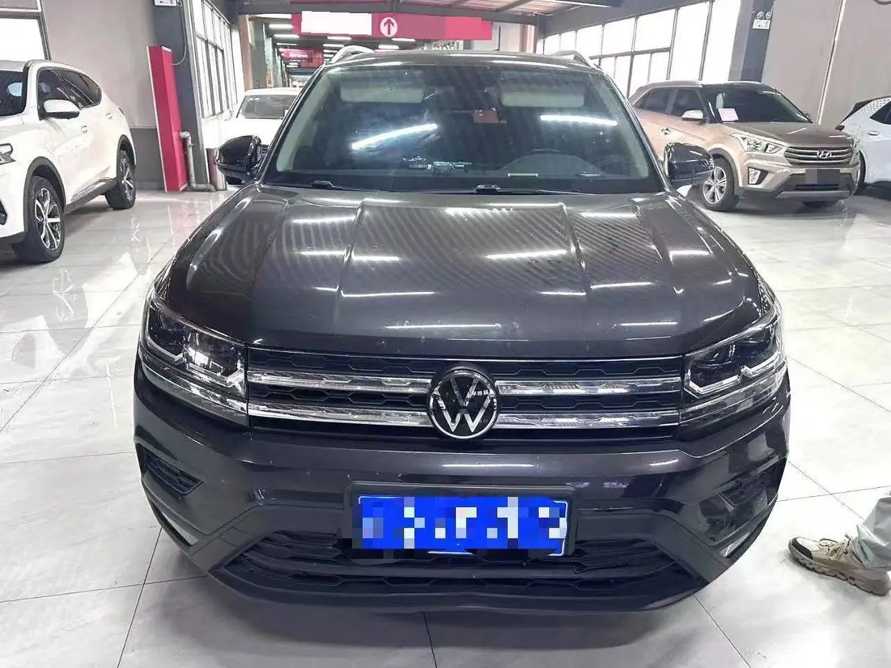 Volkswagen Tharu 280TSI 2WD Luxury PLUS, фото 3