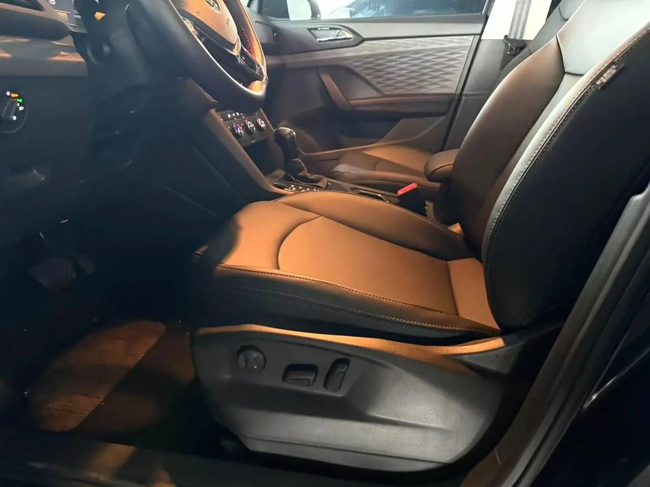 Volkswagen Tharu 280TSI, фото 11