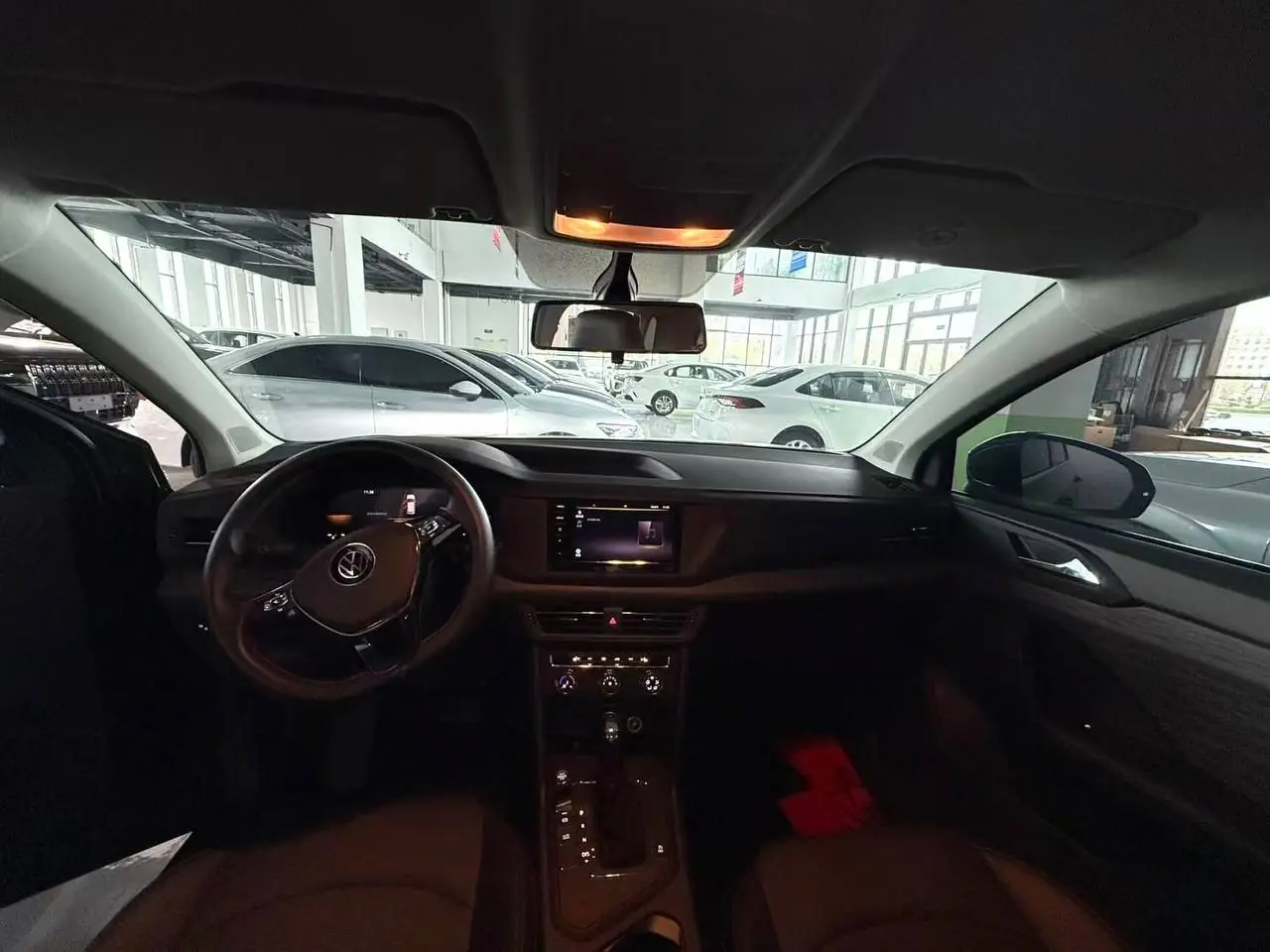 Volkswagen Tharu 280TSI, фото 9