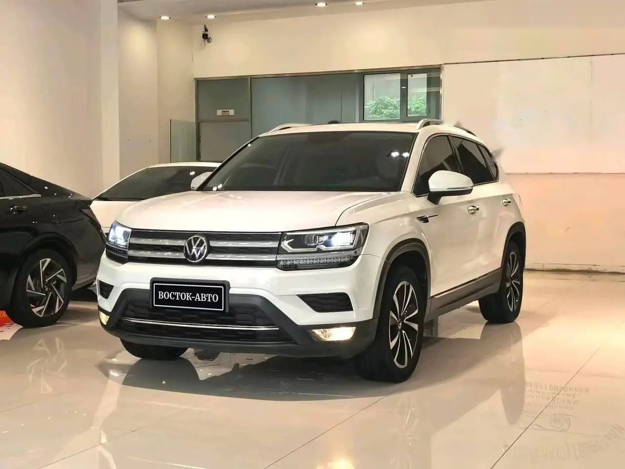 Volkswagen Tharu 280TSI, фото 1
