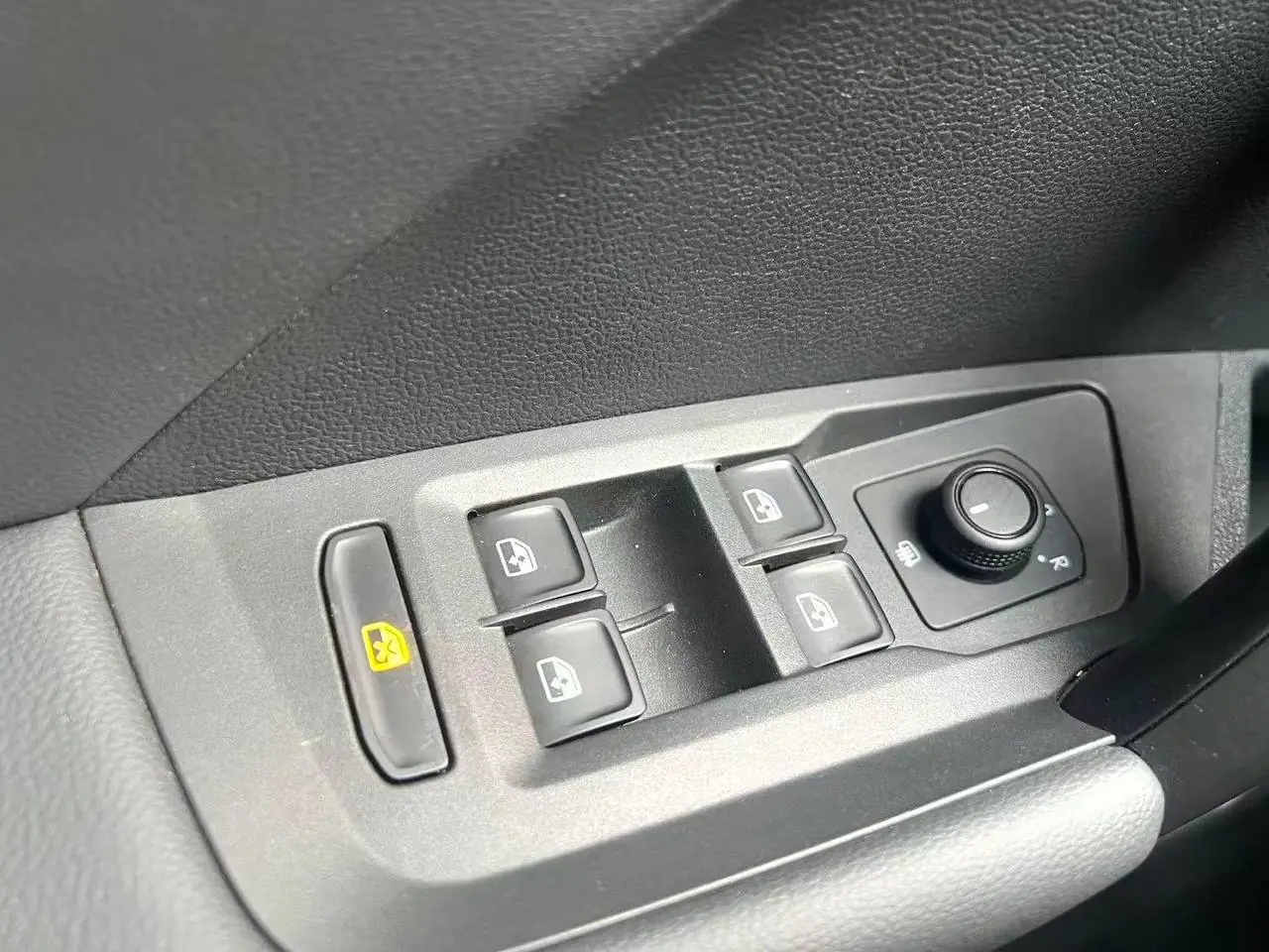 Volkswagen Tharu 280TSI, фото 8