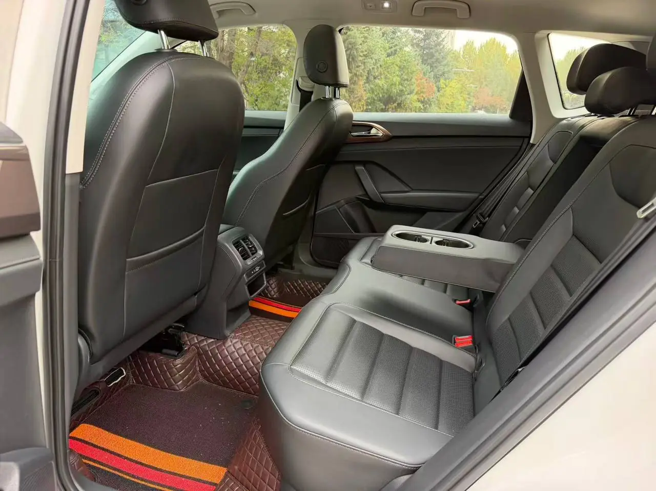 Volkswagen Tharu 280TSI, фото 11