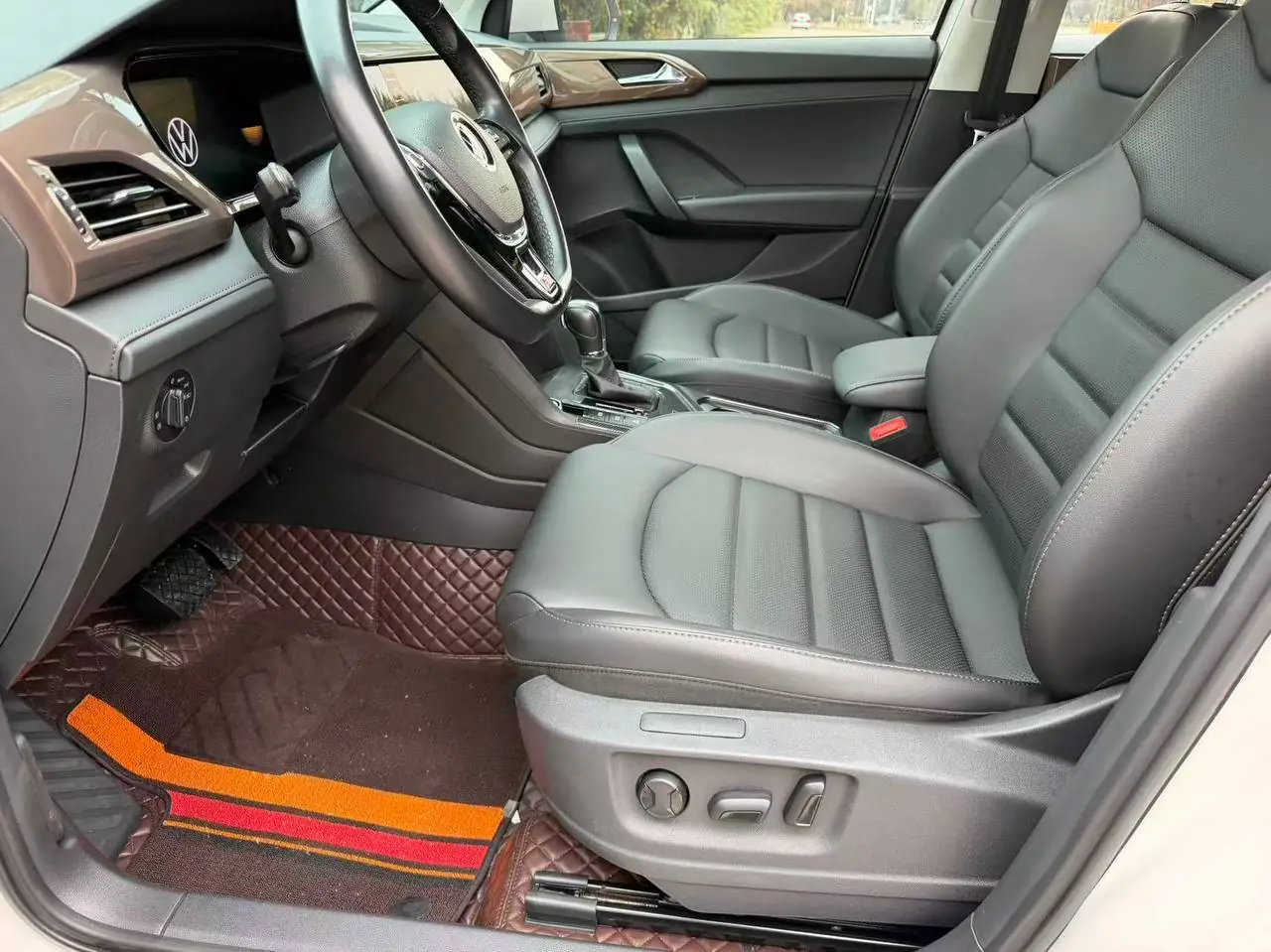 Volkswagen Tharu 280TSI, фото 12