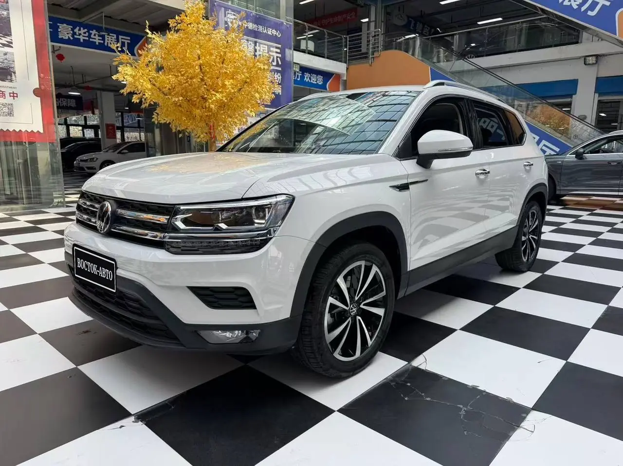 Volkswagen Tharu 280TSI, фото 1
