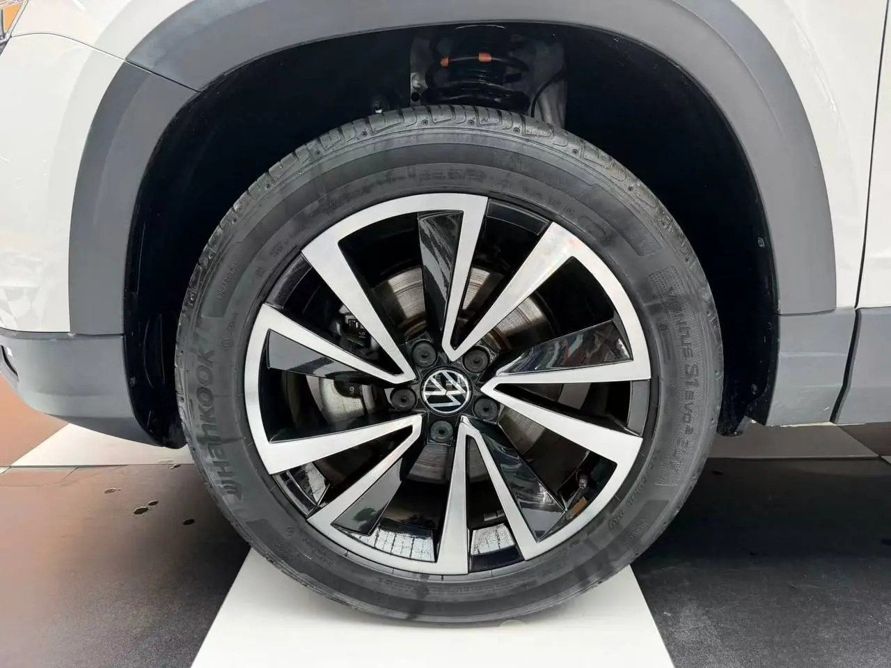Volkswagen Tharu 280TSI, фото 3
