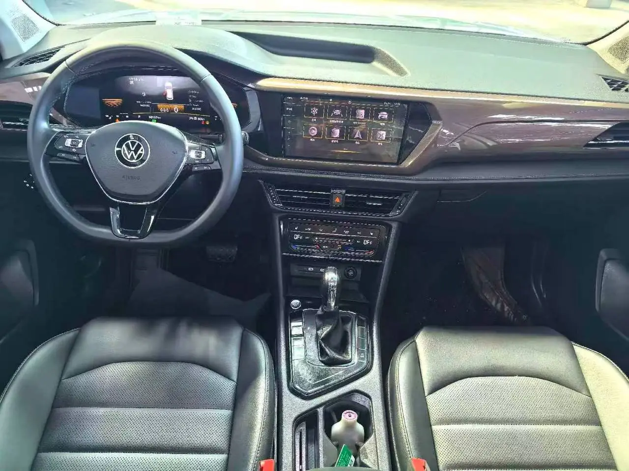 Volkswagen Tharu 280TSI, фото 7