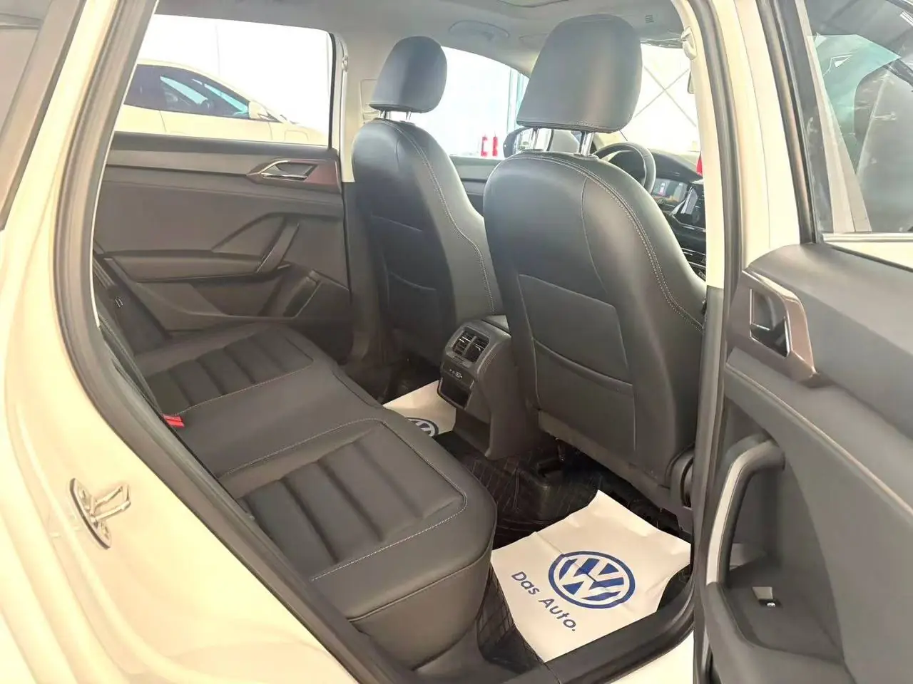 Volkswagen Tharu 280TSI, фото 6