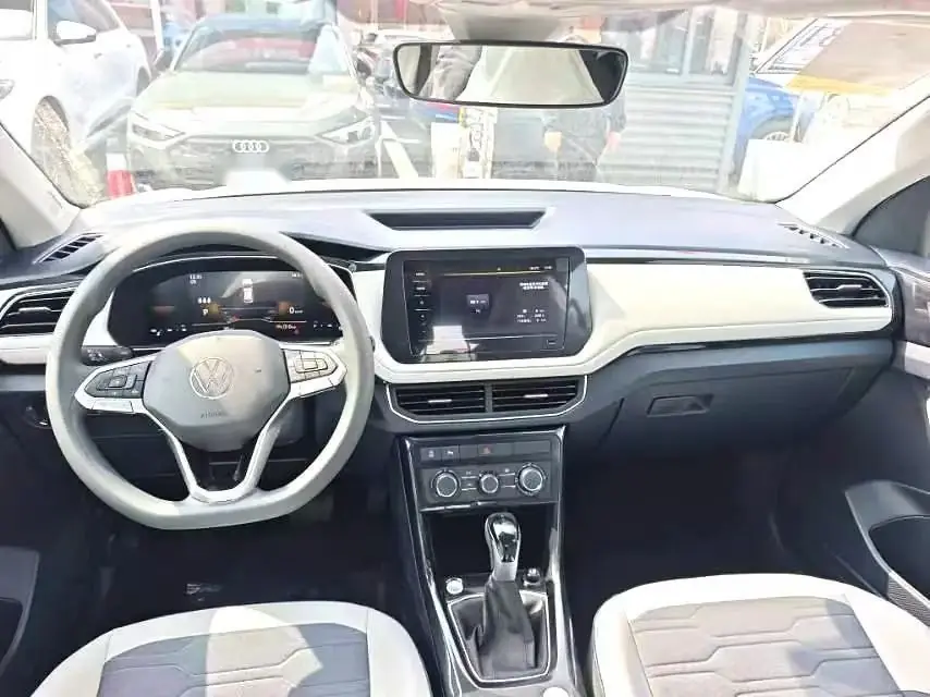 Volkswagen Tharu XR 1.5 AT, фото 4