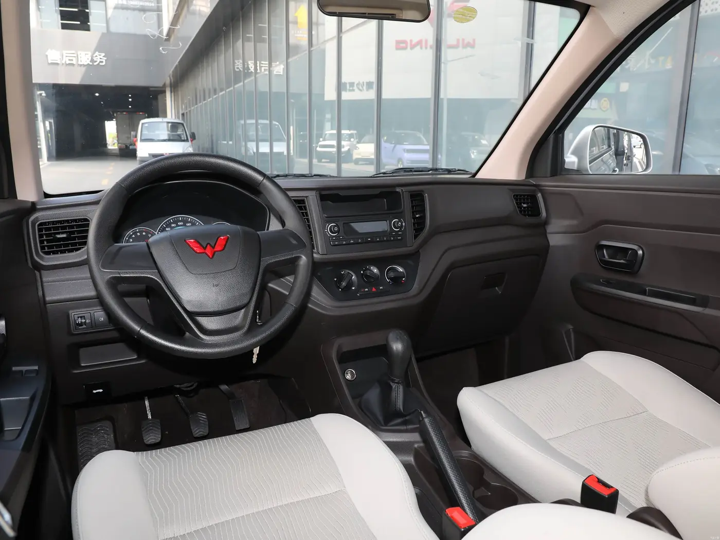 Wuling Hongguang V 1.5, фото 6