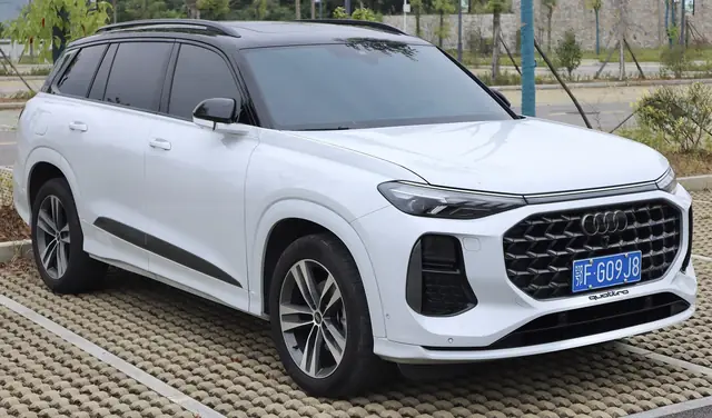 Audi Q6