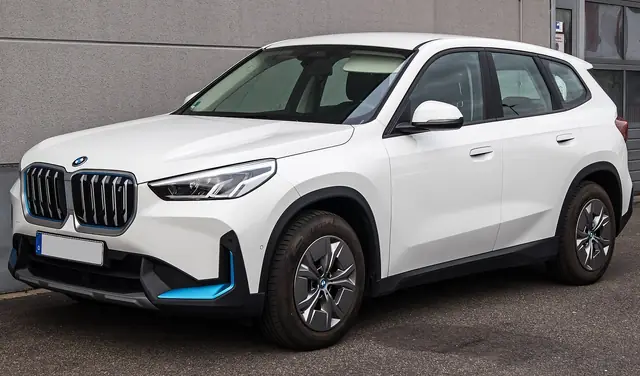 BMW iX1