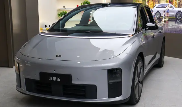 Li Auto i6