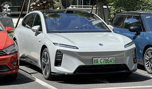 NIO ET5T
