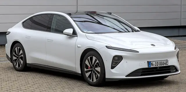 NIO ET7