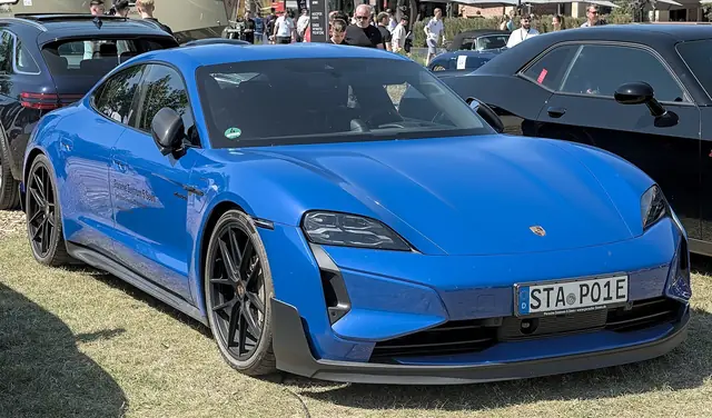 Porsche Taycan